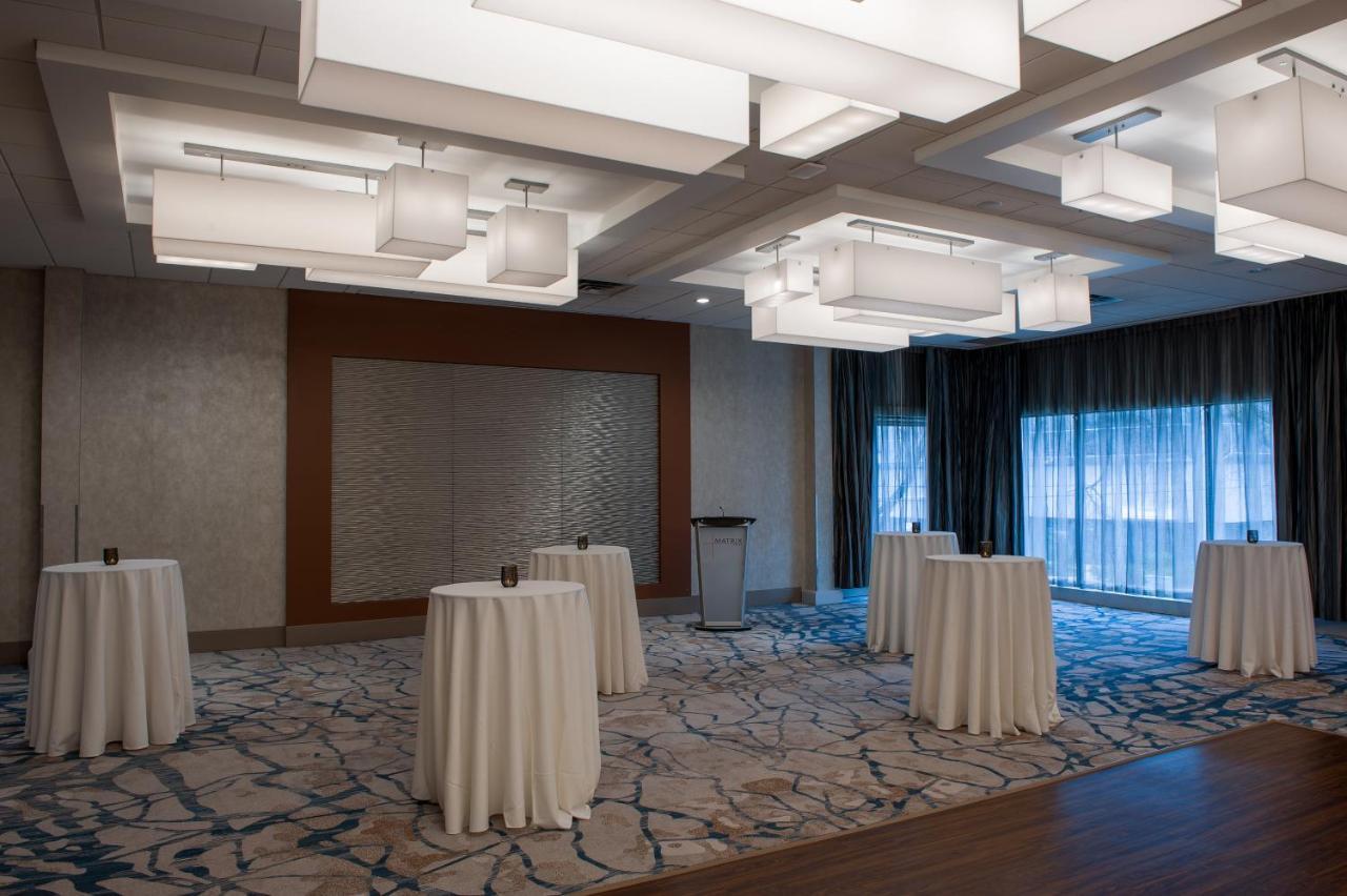 אדמונטון Matrix Hotel מראה חיצוני תמונה