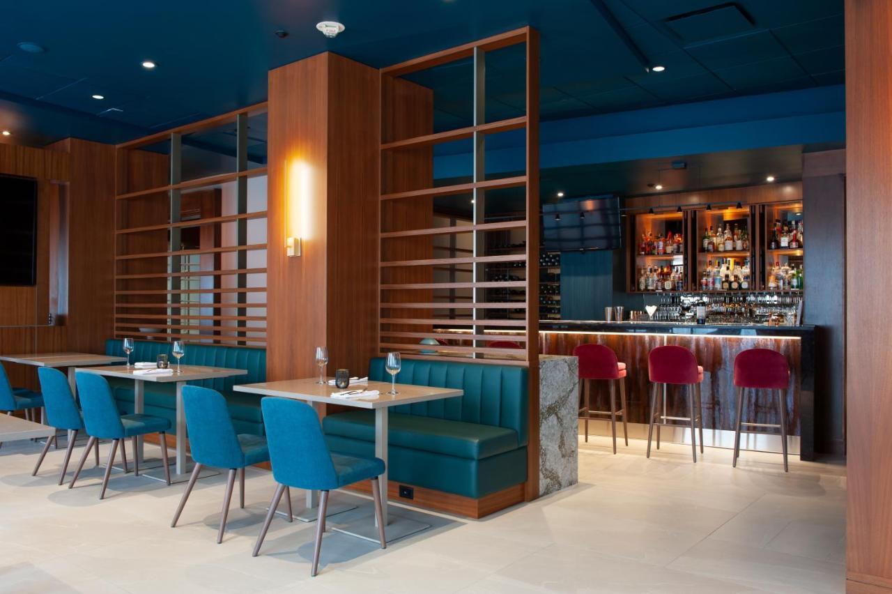 אדמונטון Matrix Hotel מראה חיצוני תמונה