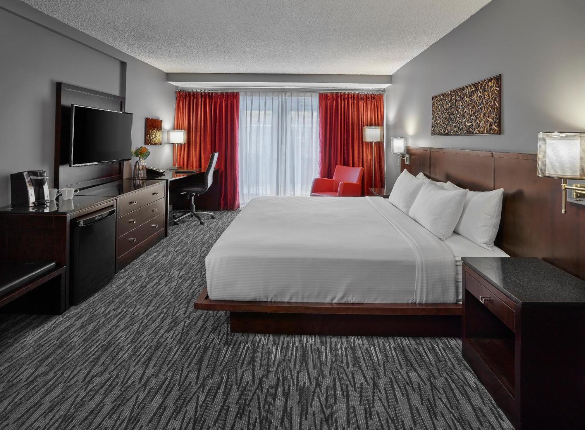 אדמונטון Matrix Hotel מראה חיצוני תמונה