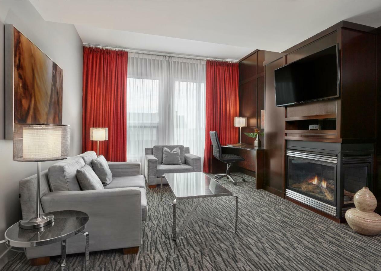 אדמונטון Matrix Hotel מראה חיצוני תמונה